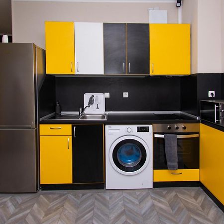 The Yellow Appartment Σόφια Εξωτερικό φωτογραφία