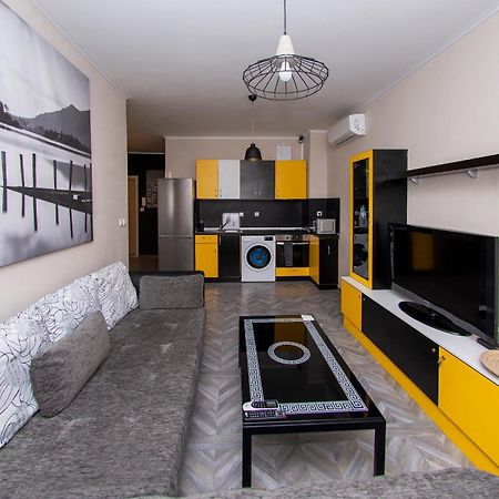 The Yellow Appartment Σόφια Εξωτερικό φωτογραφία
